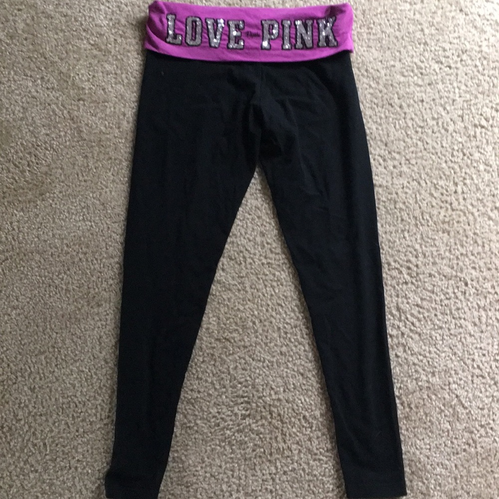 Victoria’s Secret PINK Yoga Legging
